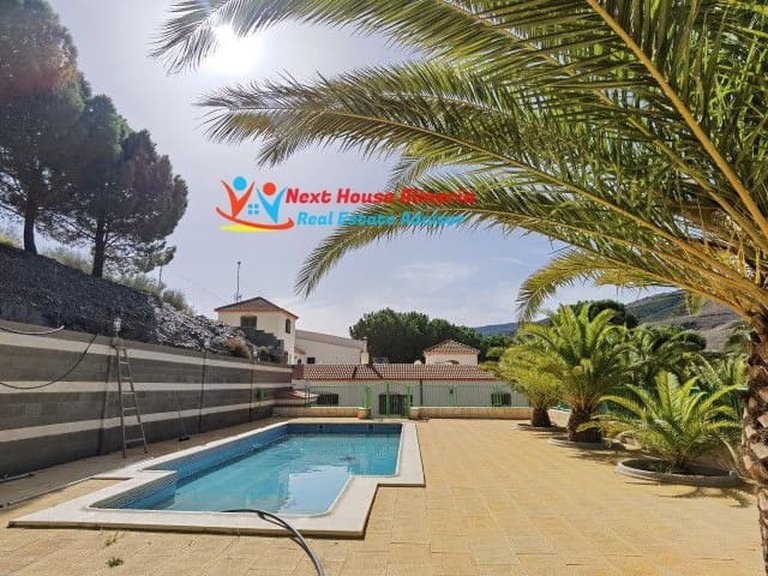 Country House for Sale in Las Tres Villas, Almeria 10