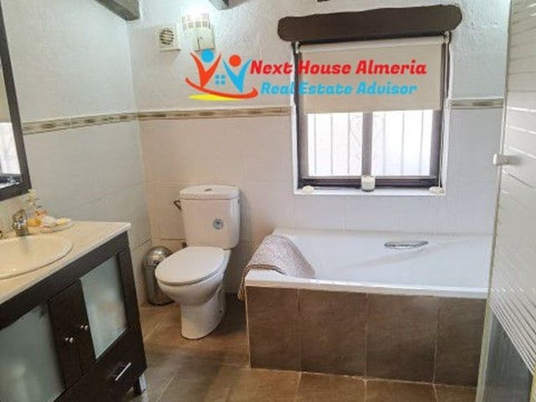 Country House for Sale in Cúllar, Granada 31