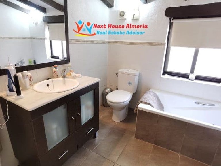 Country House for Sale in Cúllar, Granada 32