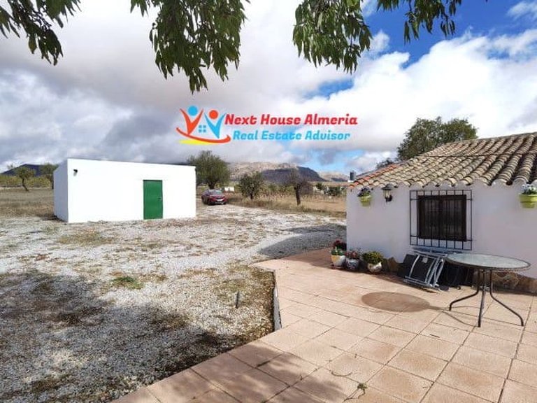 Country House for Sale in Cúllar, Granada 8