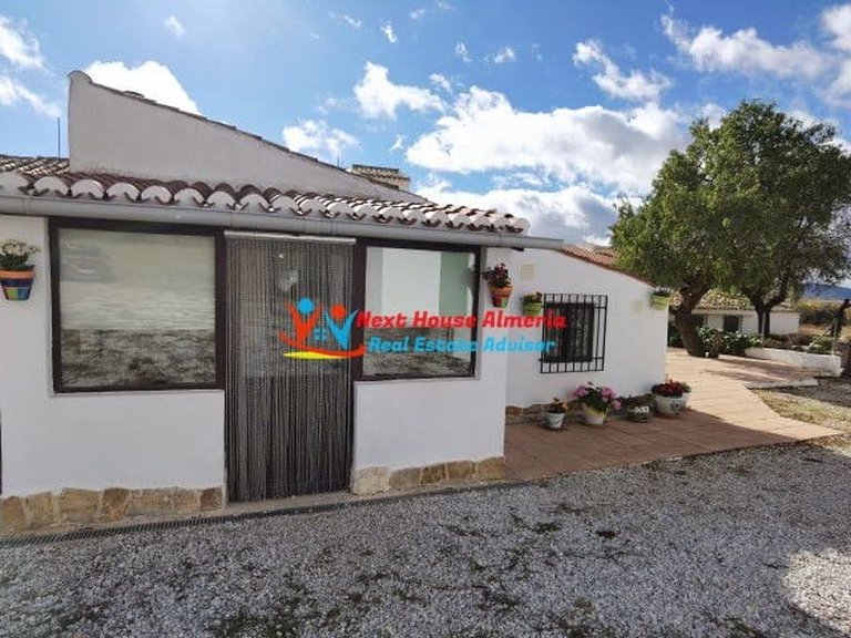 Country House for Sale in Cúllar, Granada 10