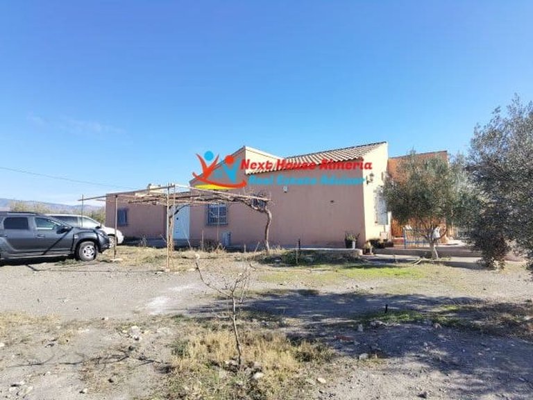 Country House for Sale in Tabernas, Almeria 3