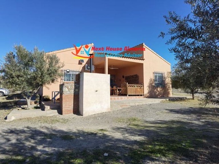 Country House for Sale in Tabernas, Almeria 8