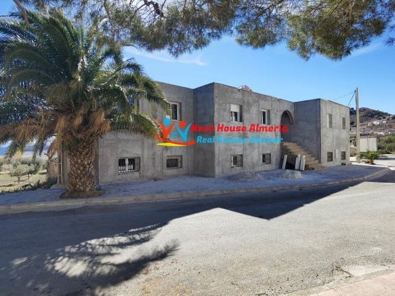 Town House for Sale in Oria, Almeria 1