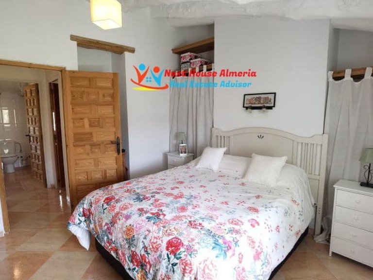 Country House for Sale in Cúllar, Granada 35