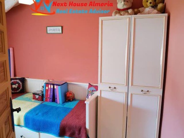 Country House for Sale in Cúllar, Granada 37