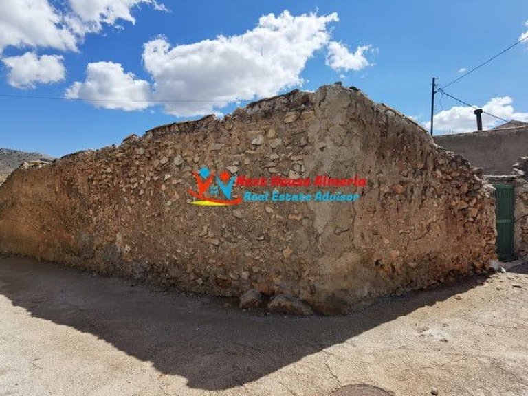 Country House for Sale in Las Vertientes, Granada 51