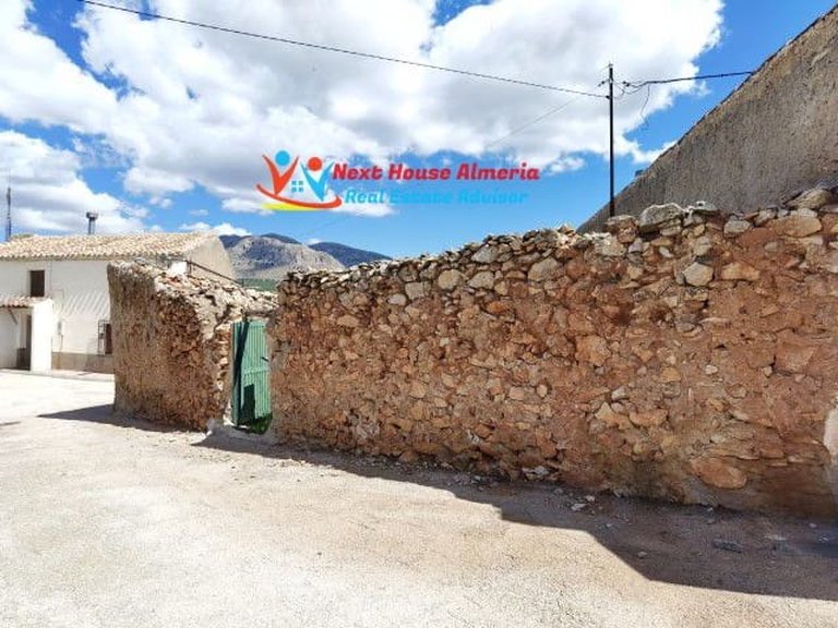 Country House for Sale in Las Vertientes, Granada 52