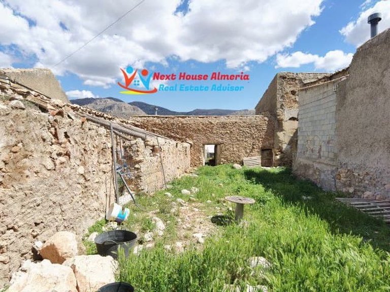 Country House for Sale in Las Vertientes, Granada 54