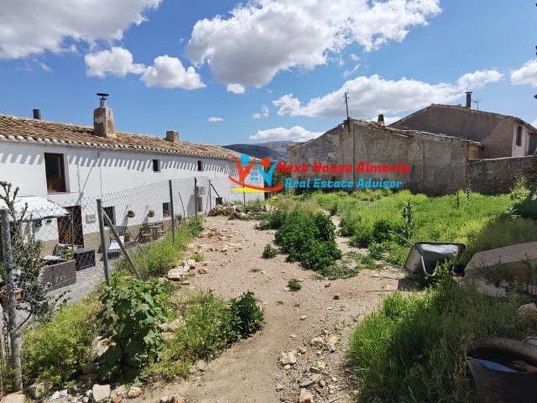 Country House for Sale in Las Vertientes, Granada 56