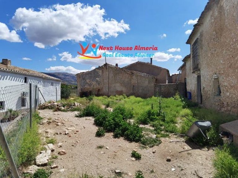 Country House for Sale in Las Vertientes, Granada 57