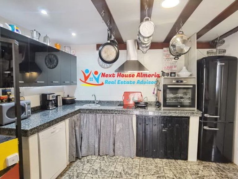 Country House for Sale in Las Vertientes, Granada 7