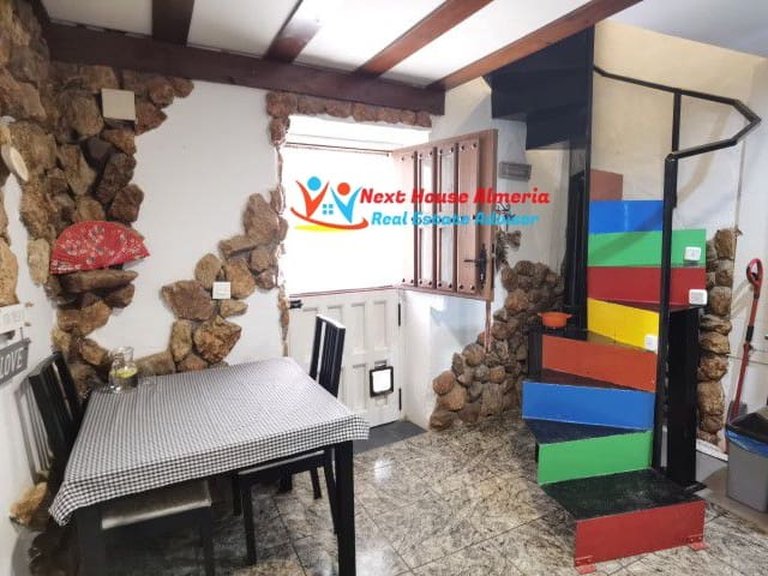 Country House for Sale in Las Vertientes, Granada 8