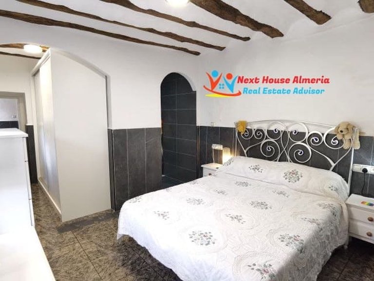 Country House for Sale in Las Vertientes, Granada 15
