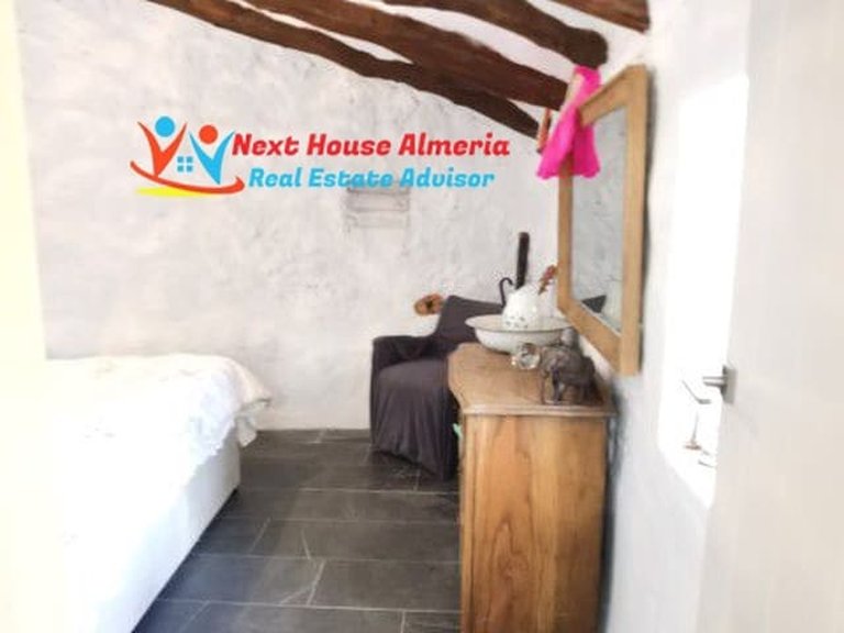 Country House for Sale in Las Vertientes, Granada 30