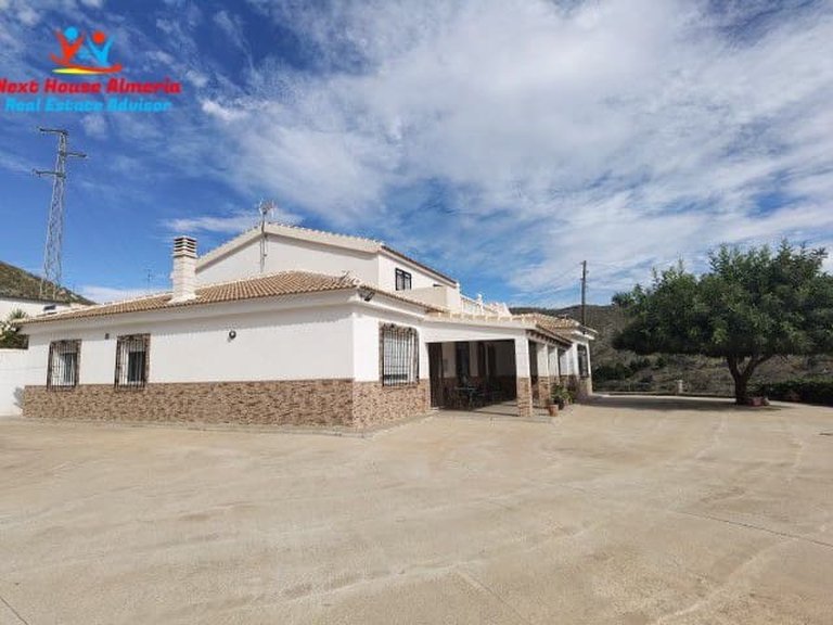 Country House for Sale in Albox, Almeria 4