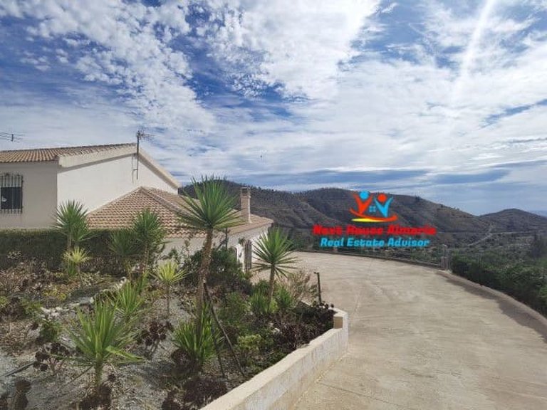 Country House for Sale in Albox, Almeria 2