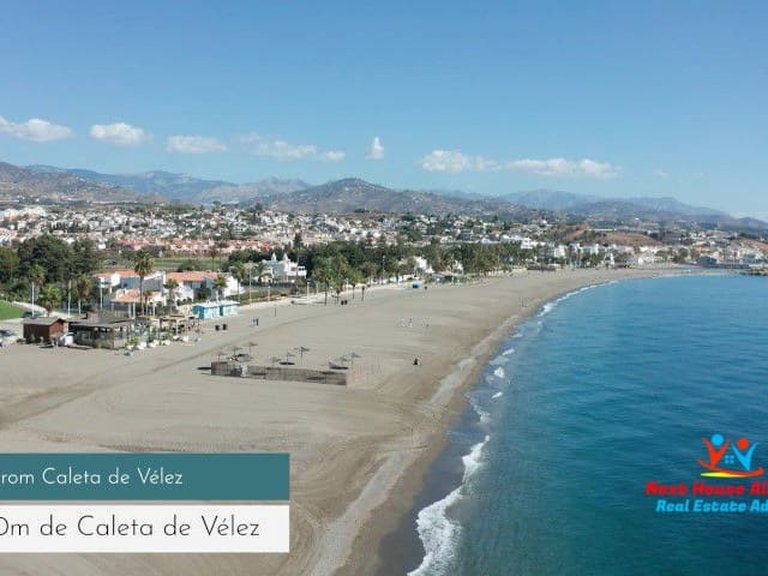 Plot for Sale in Vélez-málaga, Malaga 6