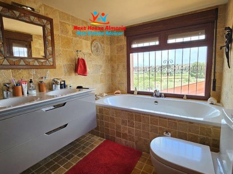 Country House for Sale in El Margen, Granada 46