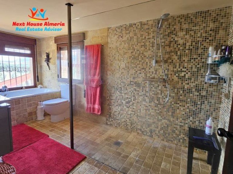 Country House for Sale in El Margen, Granada 44