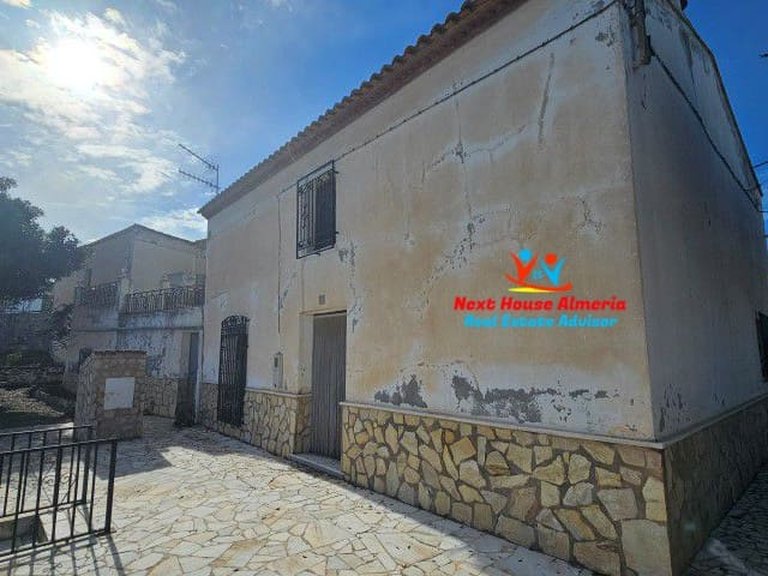 Country House for Sale in La Cinta, Almeria 8
