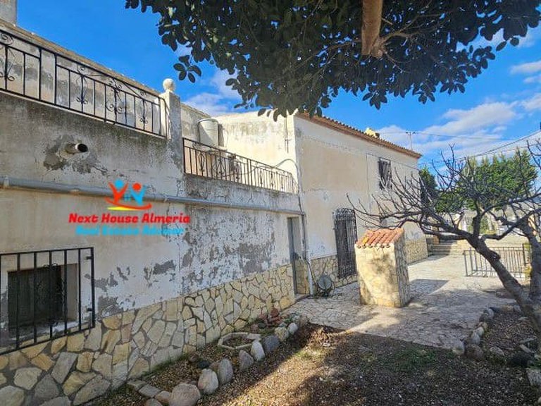 Country House for Sale in La Cinta, Almeria 4