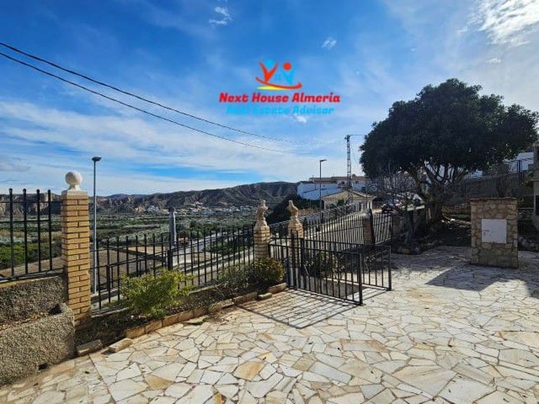 Country House for Sale in La Cinta, Almeria 7