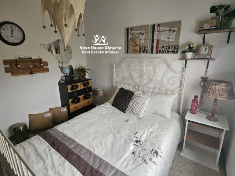 Town House for Sale in Las Vertientes, Granada 52