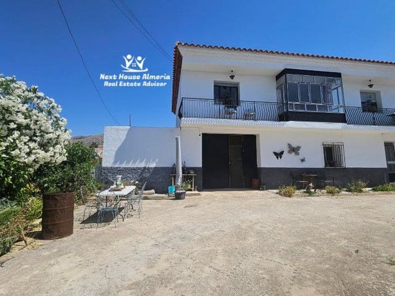 Town House for Sale in Las Vertientes, Granada 5