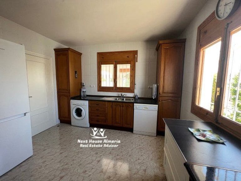 Villa for Sale in Arboleas, Almeria 12