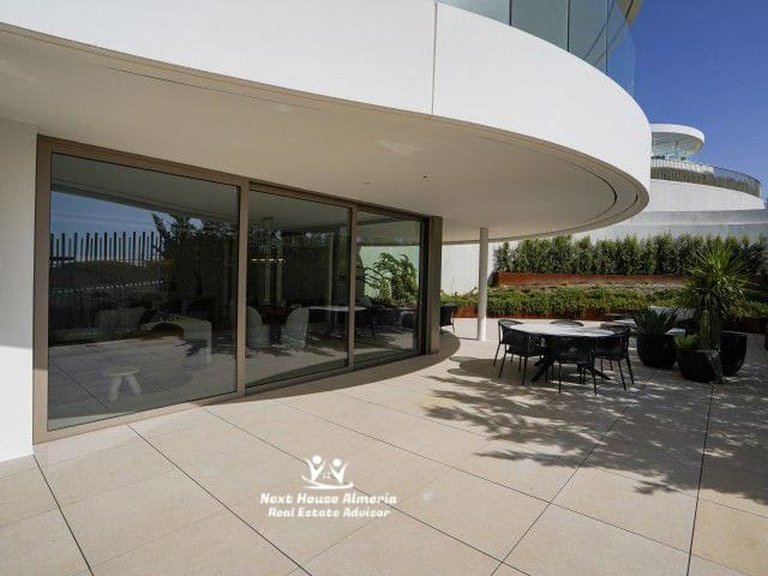 Apartment for Sale in La Quinta, Malaga 8