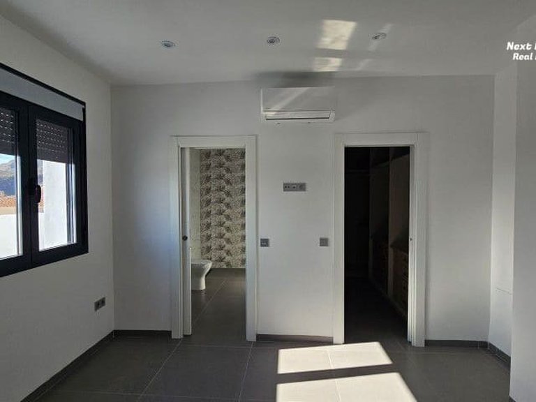 Villa for Sale in Arboleas, Almeria 9