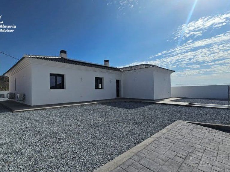 Villa for Sale in Arboleas, Almeria 31