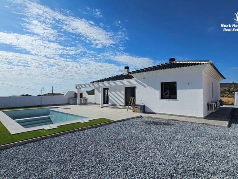 Villa for Sale in Arboleas, Almeria 32
