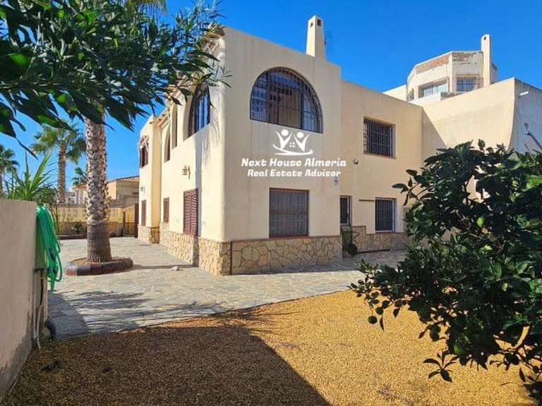 Villa for Sale in Mojácar, Almeria 1