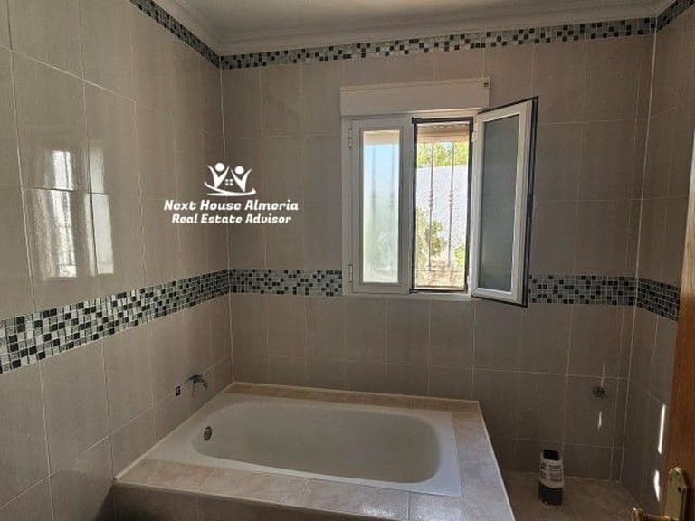 Villa for Sale in Arboleas, Almeria 62