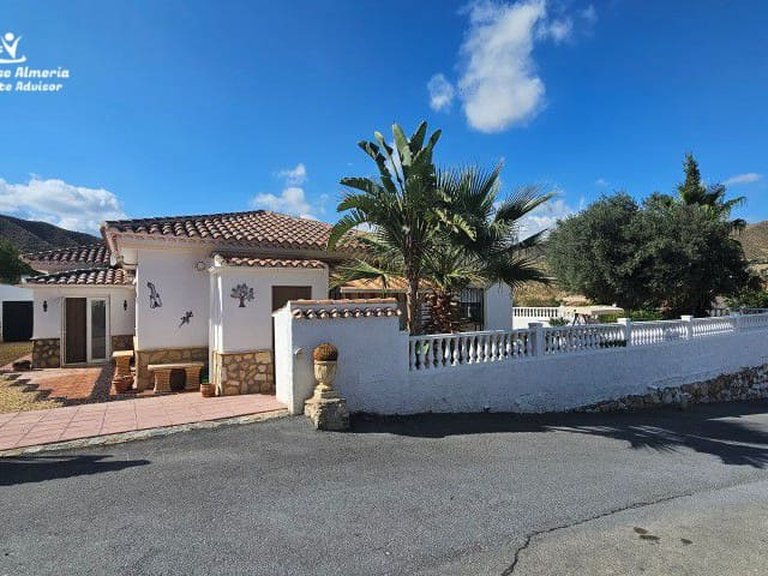 Villa for Sale in Arboleas, Almeria 86