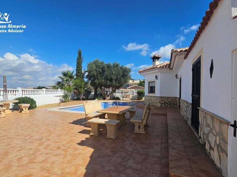 Villa for Sale in Arboleas, Almeria 11