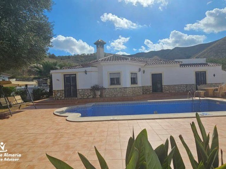 Villa for Sale in Arboleas, Almeria 14