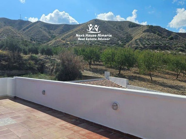 Villa for Sale in Arboleas, Almeria 79