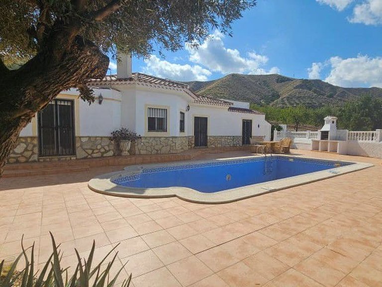 Villa for Sale in Arboleas, Almeria 3