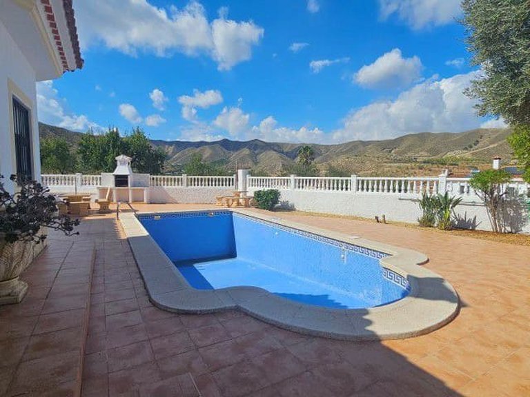 Villa for Sale in Arboleas, Almeria 9