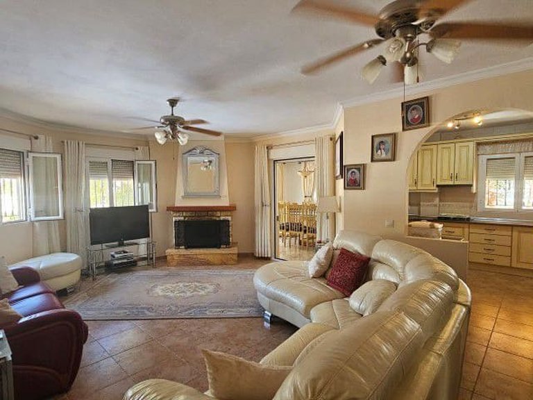 Villa for Sale in Arboleas, Almeria 25