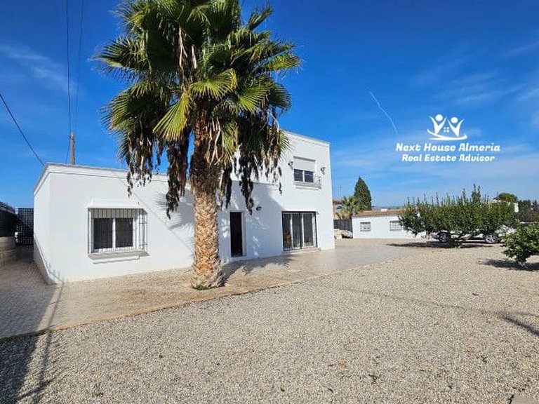 Country House for Sale in Lorca, Murcia 1