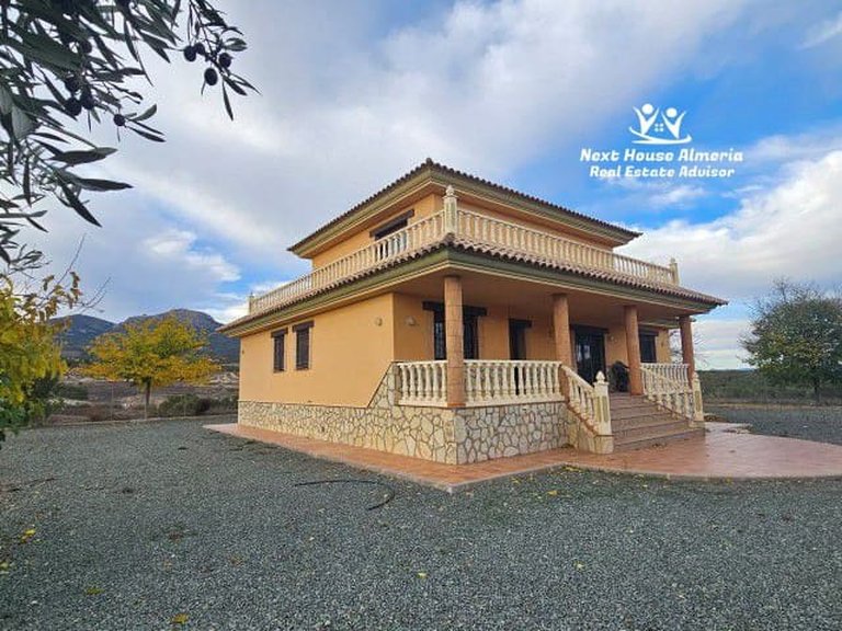 Villa for Sale in La Parroquia, Murcia 1