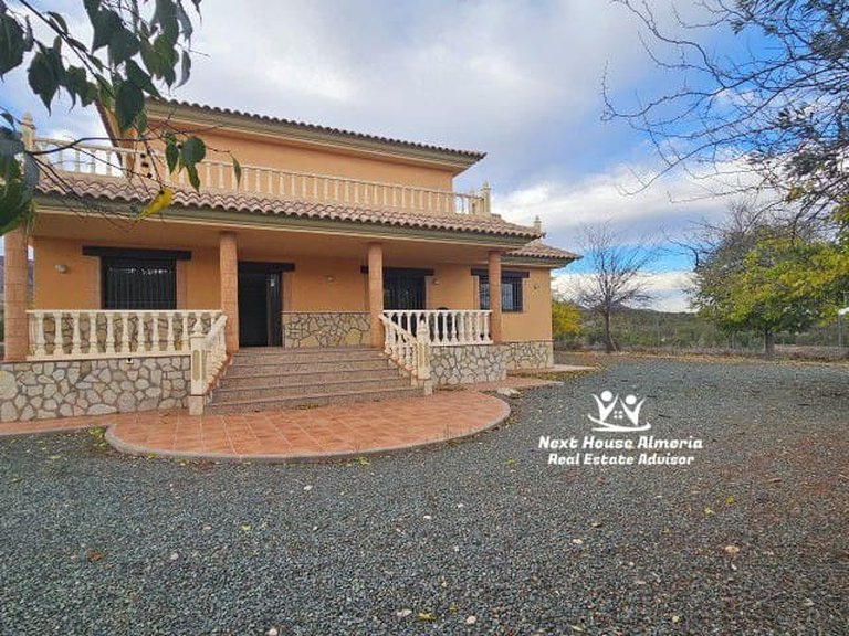 Villa for Sale in La Parroquia, Murcia 2