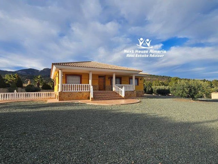 Villa for Sale in La Parroquia, Murcia 1
