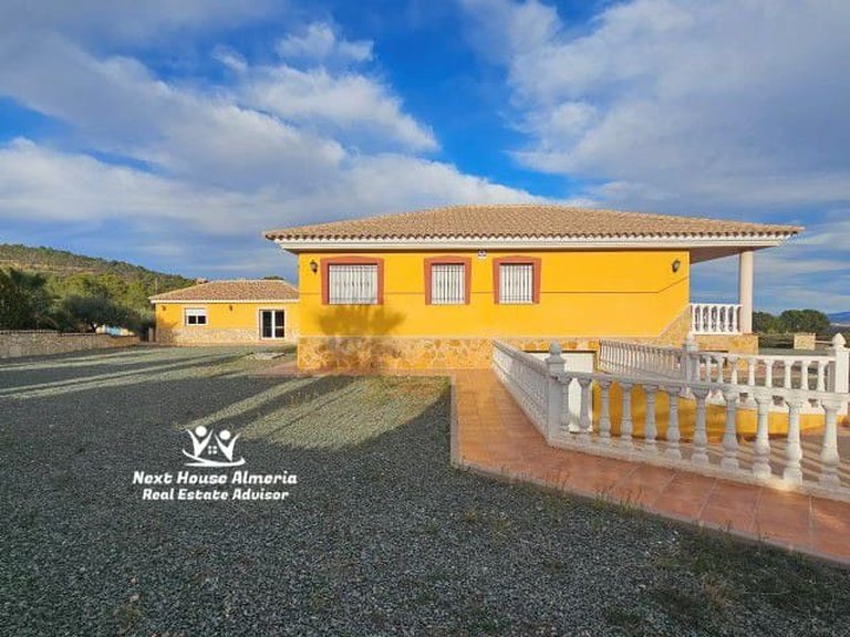 Villa for Sale in La Parroquia, Murcia 3