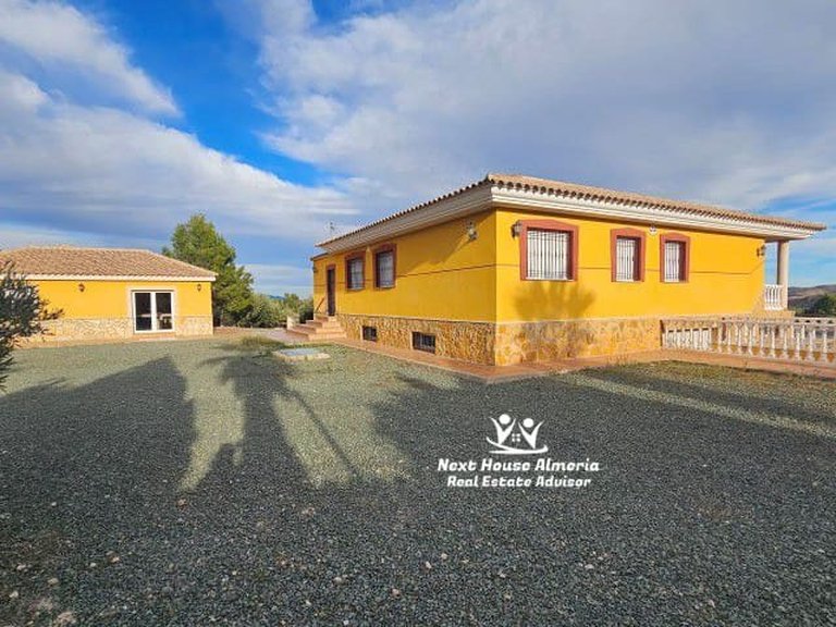 Villa for Sale in La Parroquia, Murcia 4