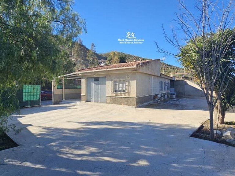 Country House for Sale in Fines, Almeria 1